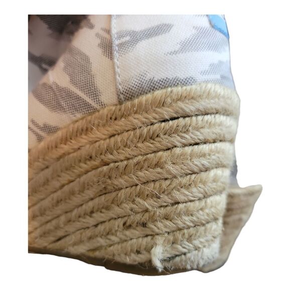 TOMS Grey Ikat Design Espadrille Wedges Size 6.5 - Picture 7 of 9